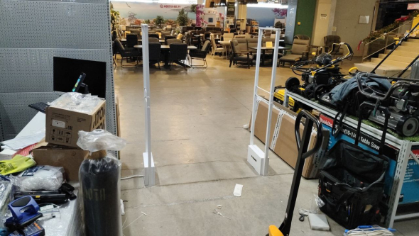 Магазин Кубань Инструмент, Ростовская область, г. Аксай, Аксайский проспект 21, ТЦ Мир ремонта - проход 180 см