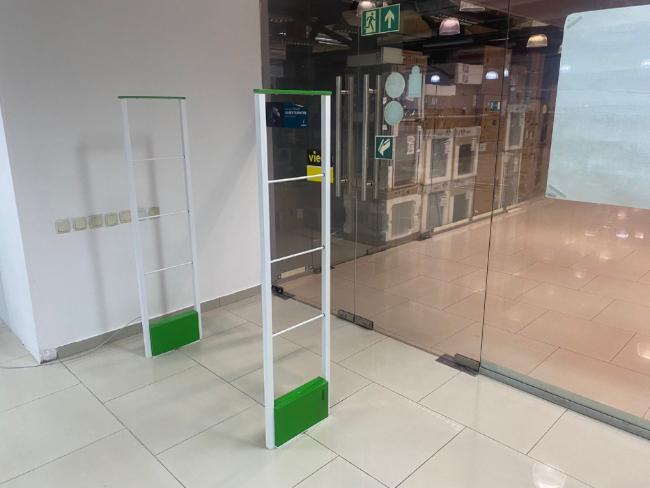 Секонд Хэнд ReModa, г. Ярославль - проход 180 см0