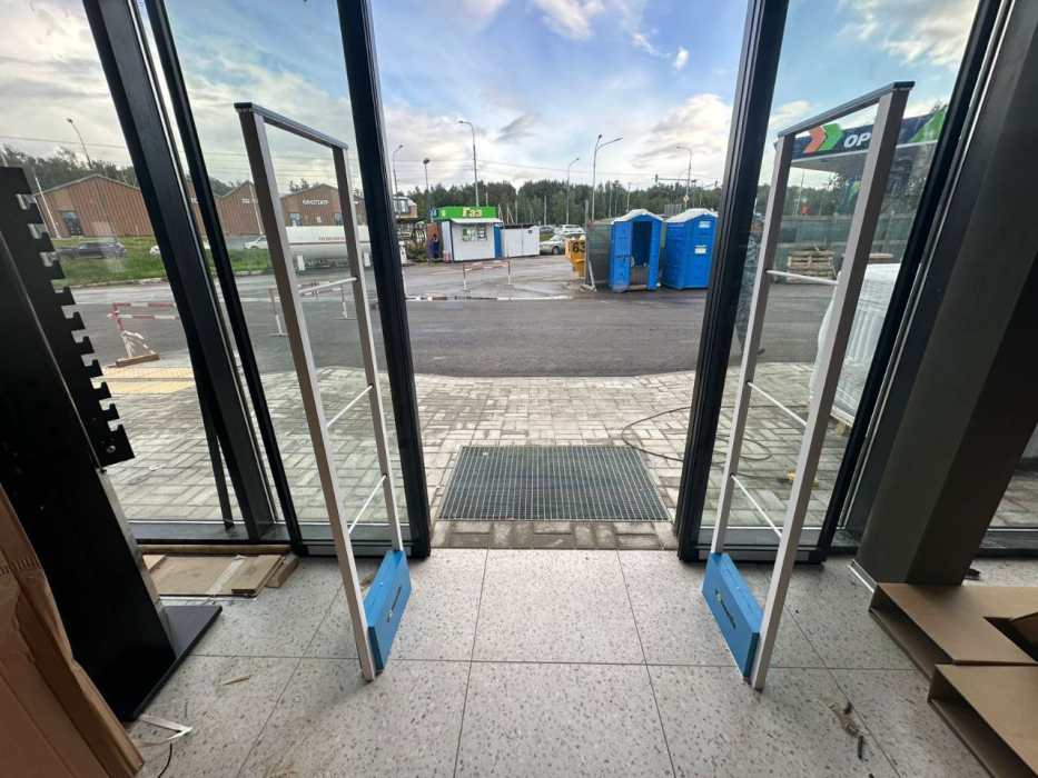 АЗС ГАЗПРОМНЕФТЬ № 649, Московская область, Лобня, Шереметьевское шоссе 3 - проход 1 метр1