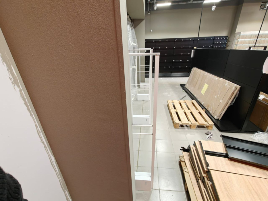 Магазин DNS, г. Москва, ТЦ Домодедовский - проход 450 см5