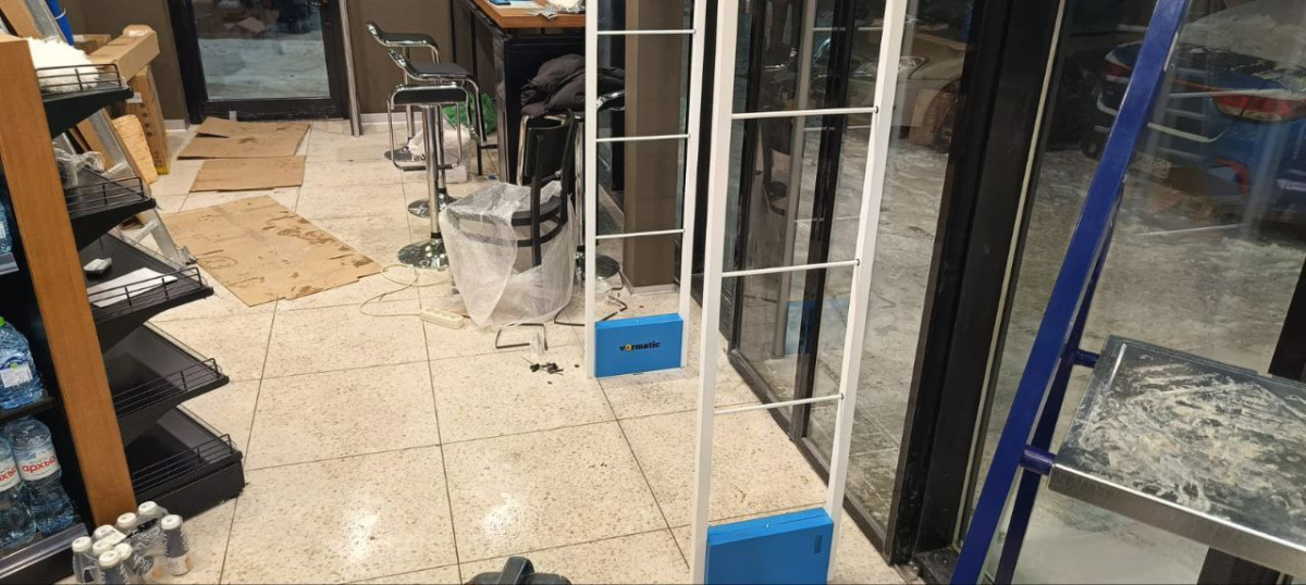 АЗС ГАЗПРОМНЕФТЬ № 622, п. Тучково, Московская область - проход 140 см1