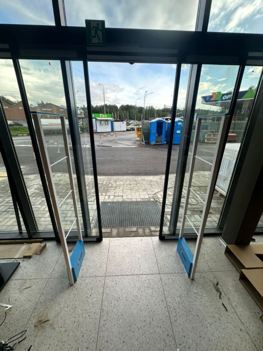 АЗС ГАЗПРОМНЕФТЬ № 649, Московская область, Лобня, Шереметьевское шоссе 3 - проход 1 метр2