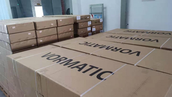 Упаковка товаров VORMATIC и доставка морским контейнером в Россию